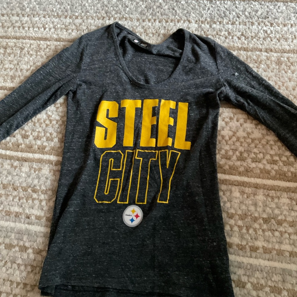 Steelers - Picture 2 of 6